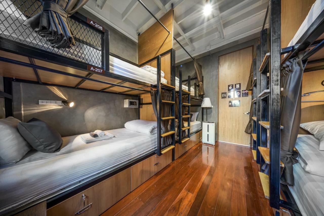 Oyo 685 Am Bed Hostel Μπανγκόκ Εξωτερικό φωτογραφία