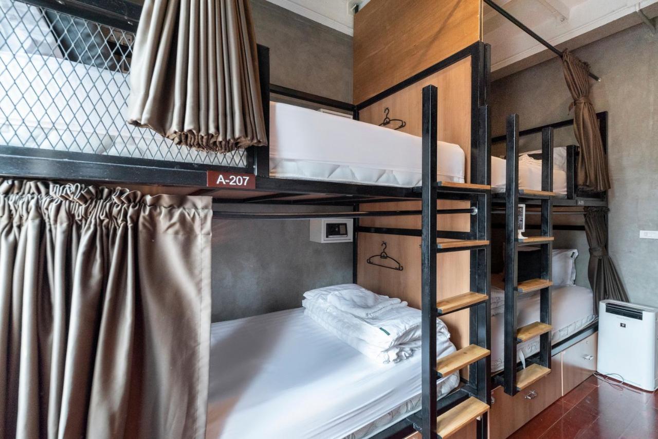 Oyo 685 Am Bed Hostel Μπανγκόκ Εξωτερικό φωτογραφία